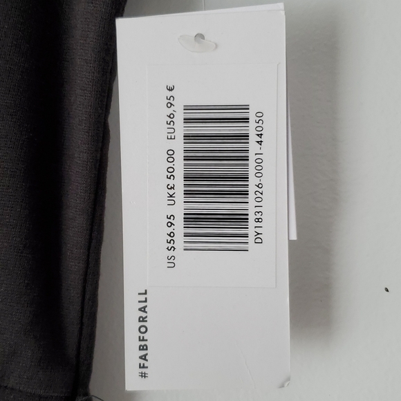 Black short sleeve dress - Picture 2 of 2